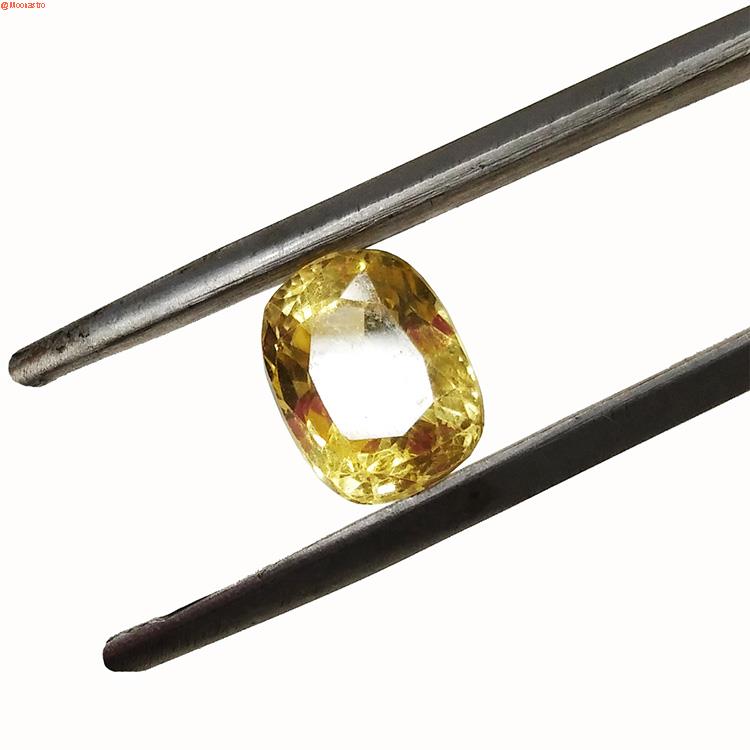 yellow sapphire – pukhraj (ceylonese) medium size super premium